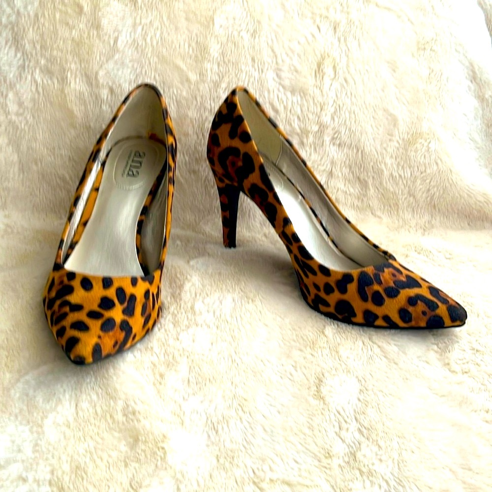 Leopard 3.5” heel Faux Leopard Fabric A.N.A. 8M